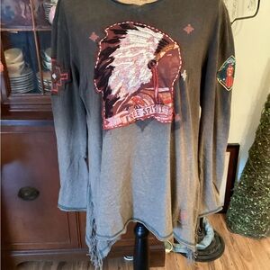 Free Spirit Embroidered Feather Tunic Top - Gray